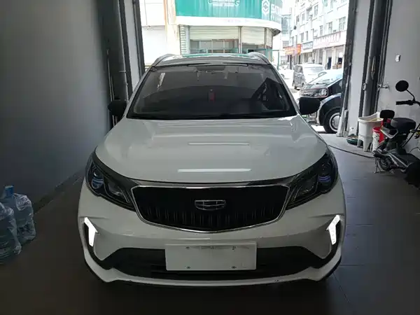 Geely Vision X3 2021