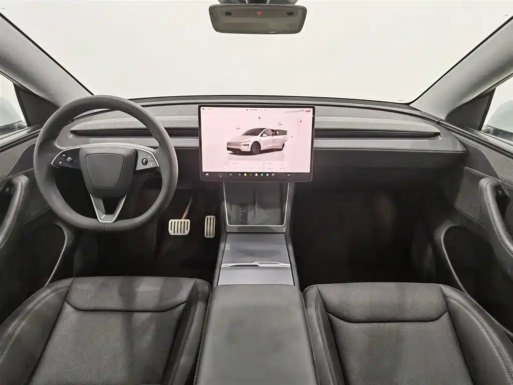Tesla Model Y 2025 — фото 5
