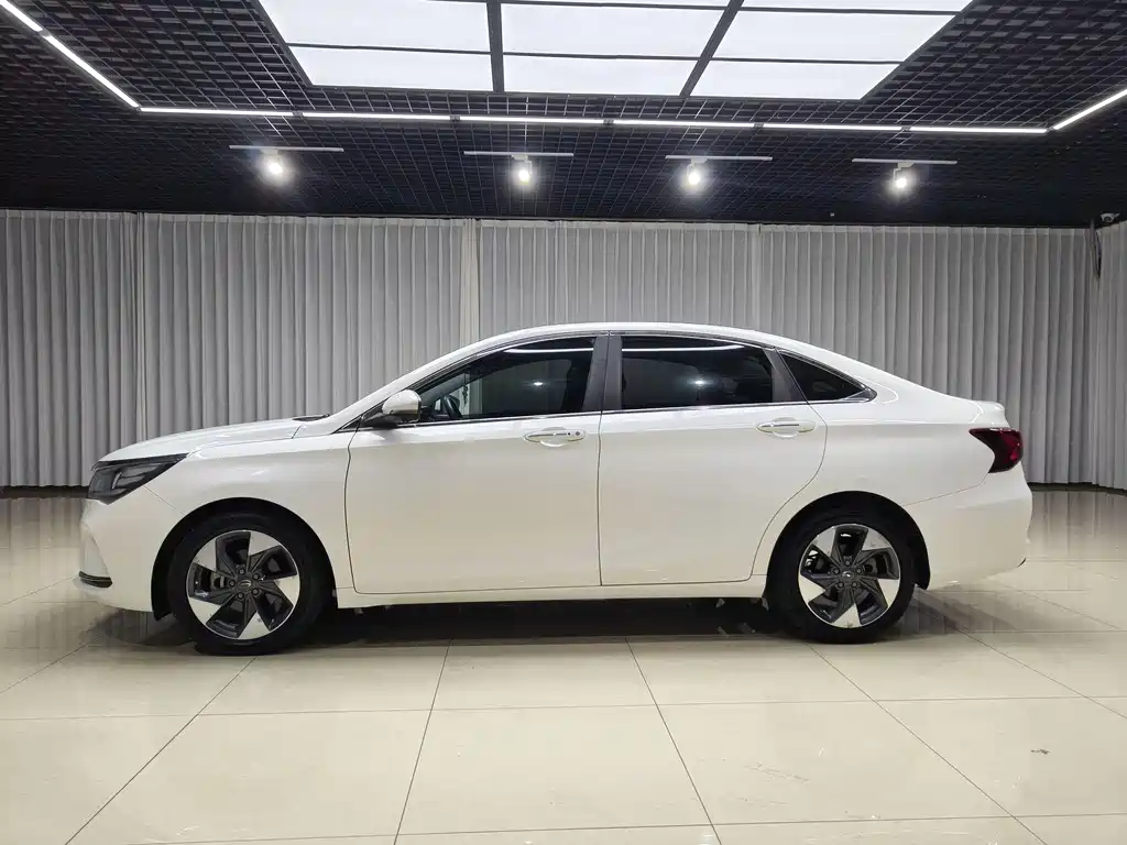 GAC Motor Trumpchi GA4 2018 — фото 8