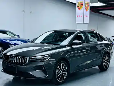 Geely Emgrand 2025