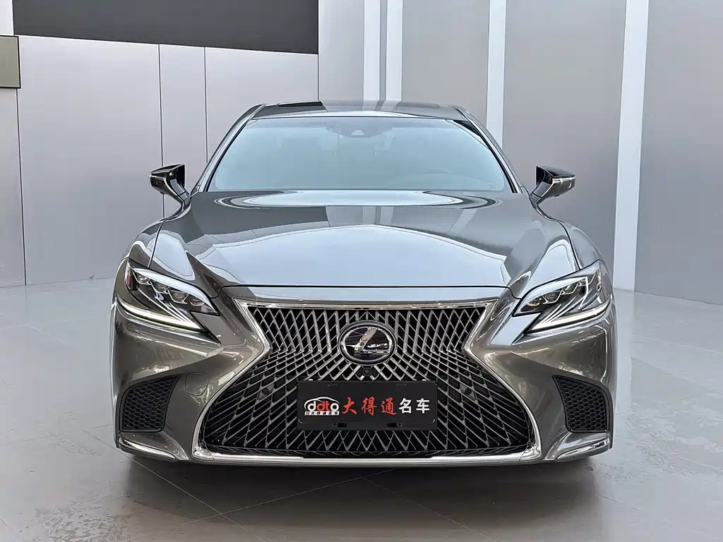 Lexus LS 2019 — фото 2
