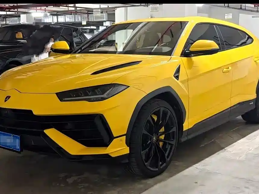 Lamborghini Urus 2023 — фото 2