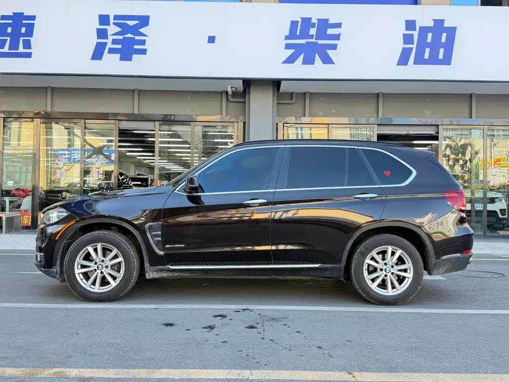 BMW X5 2014 — фото 11