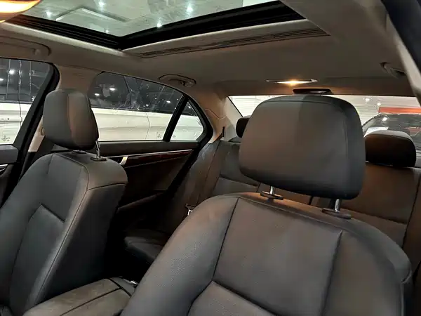 Mercedes-Benz C-Class 2013