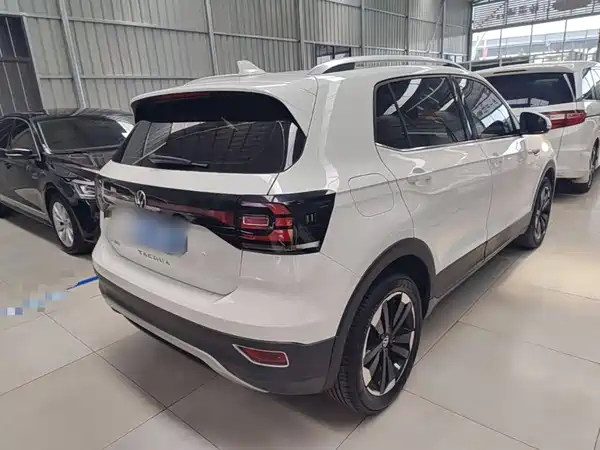 Volkswagen Tacqua 2021