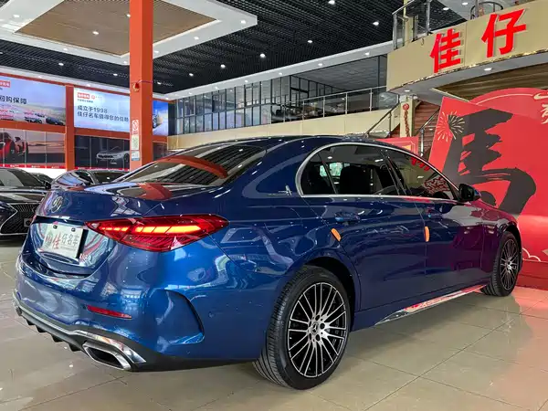 Mercedes-Benz C-Class 2022