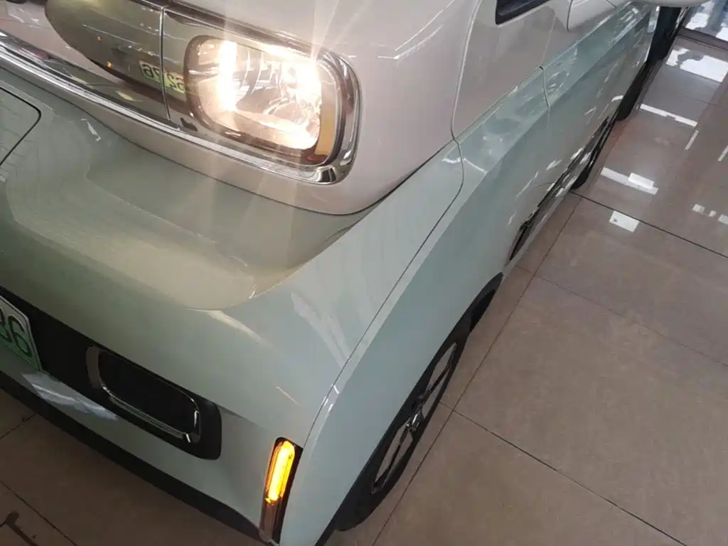Baojun Kiwi EV 2022 — фото 24