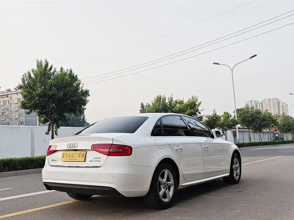 Audi A4L 2013