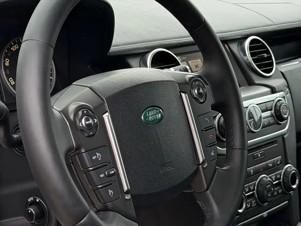 Land Rover Discovery 2012 — фото 4