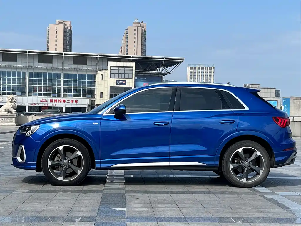 Audi Q3 2020 — фото 3