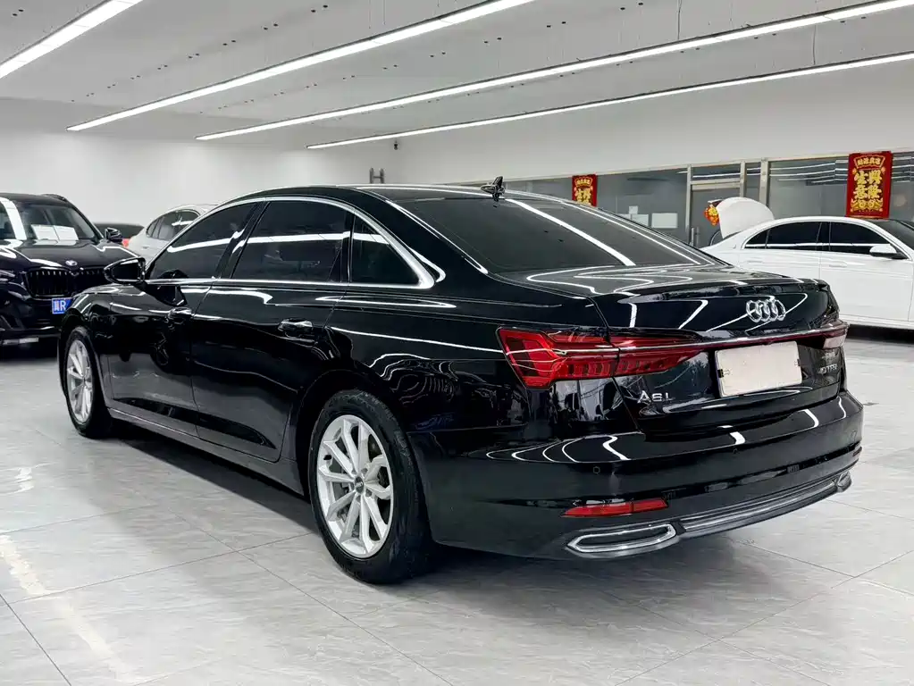 Audi A6L 2021