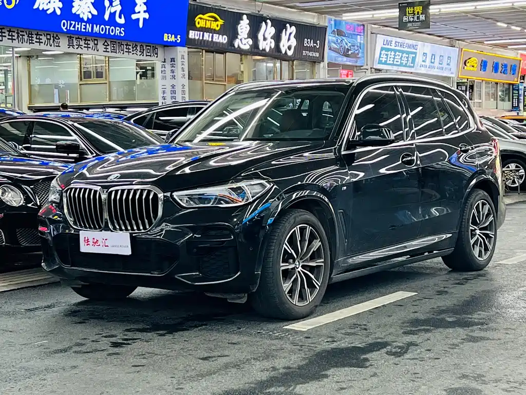BMW X5 2022 — фото 1