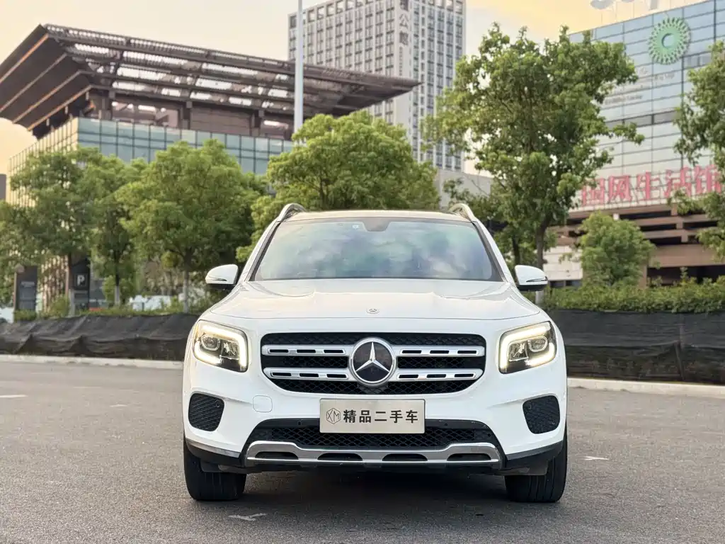 Mercedes-Benz GLB 2021 — фото 2