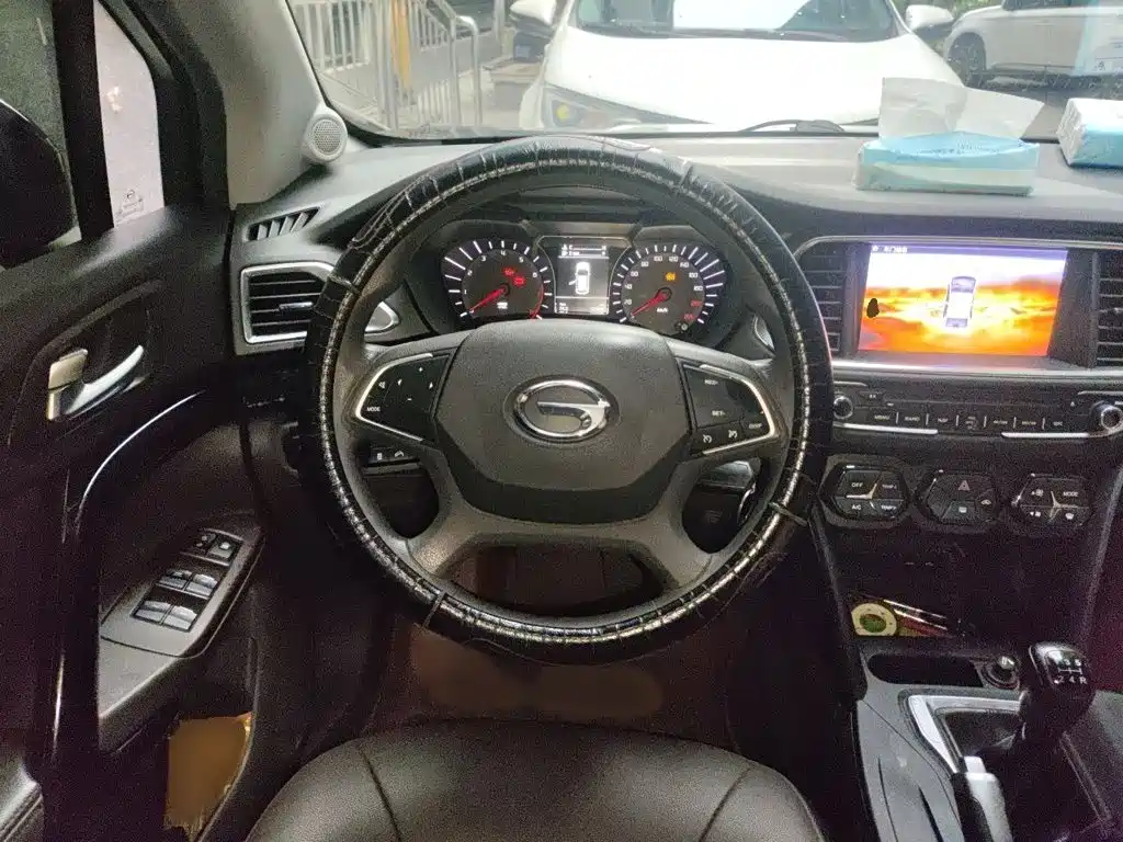 GAC Trumpchi GS4 2016 — фото 3