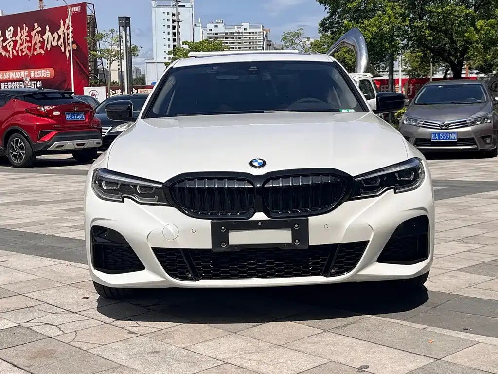 BMW 3 Series 2021