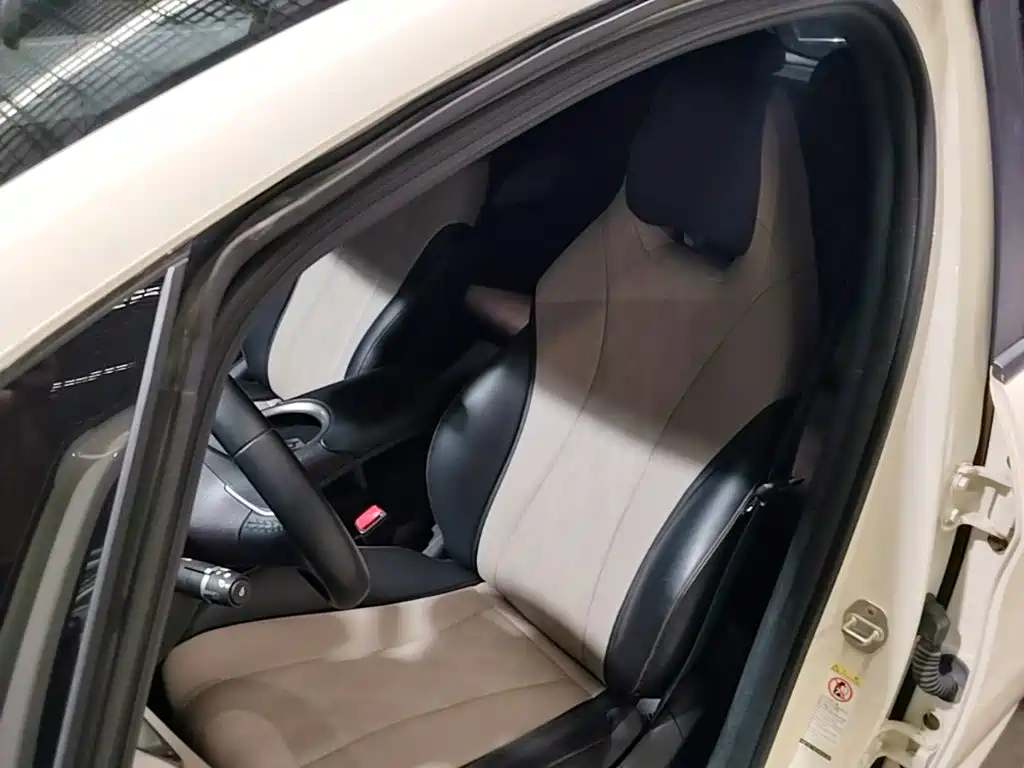 BYD Dolphin 2023 — фото 15