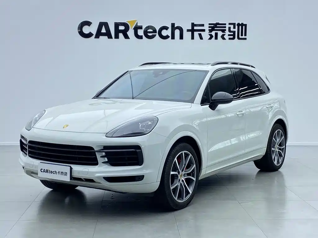 Porsche Cayenne 2019 — фото 1