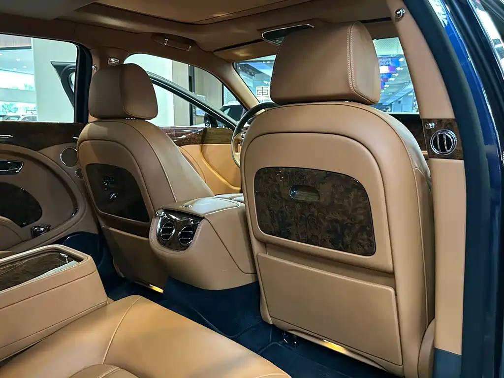 Bentley Mulsanne 2013 — фото 19
