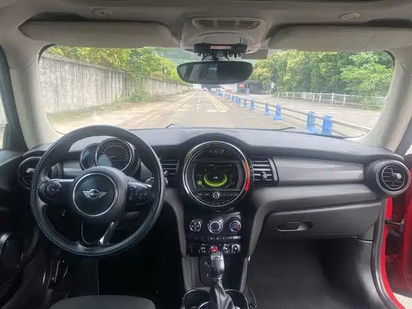 MINI 2016