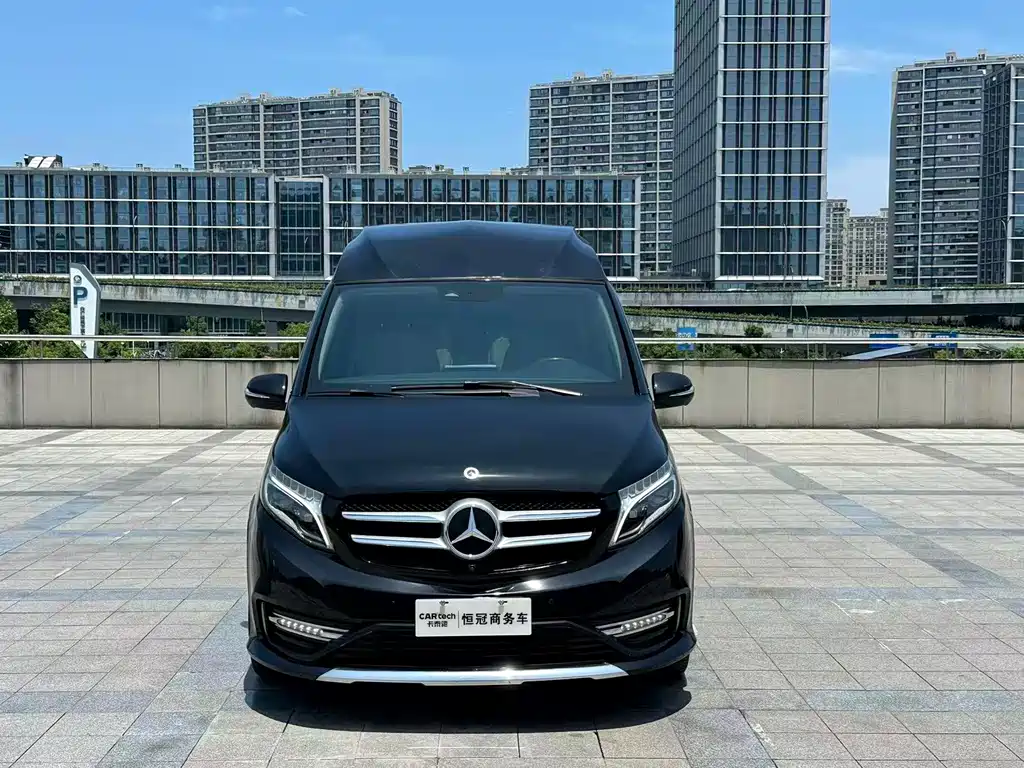 Mercedes-Benz V-Class 2022 — фото 2