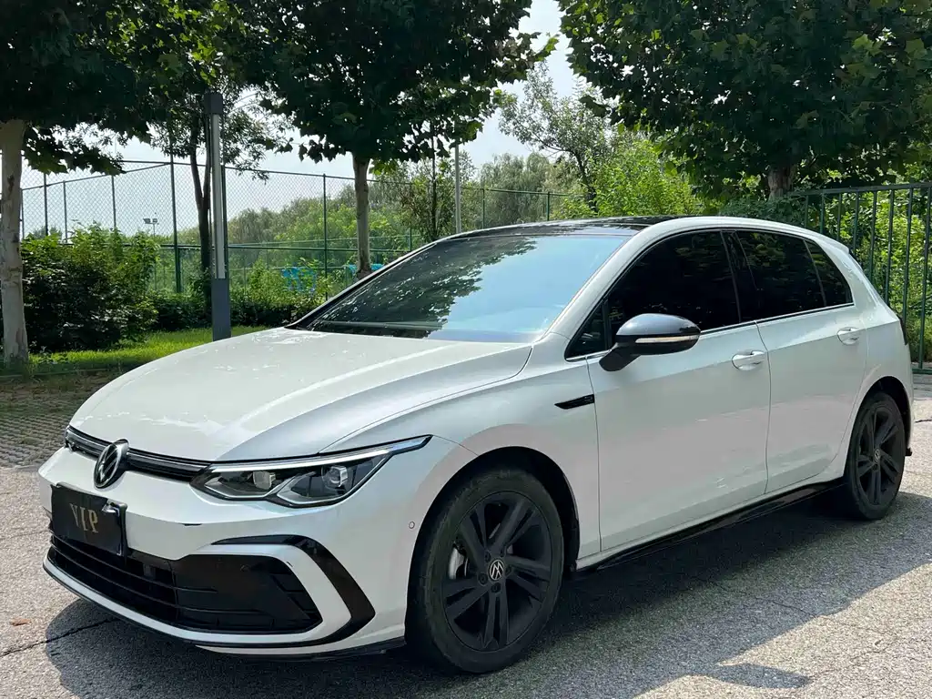 Volkswagen Golf 2023