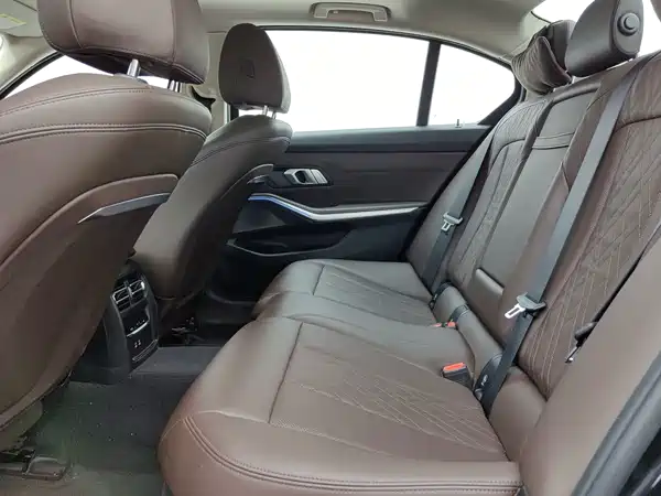 BMW i3 2023