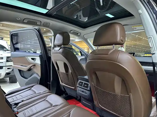Audi Q7 2016