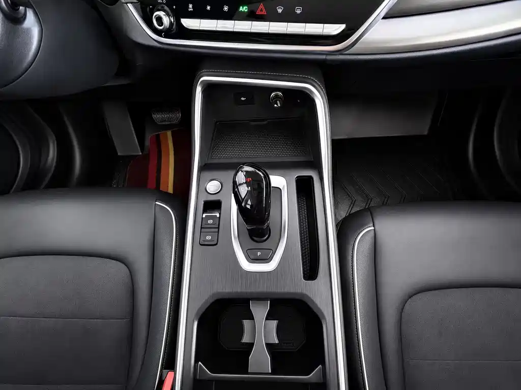 Haval H6 2021 — фото 10
