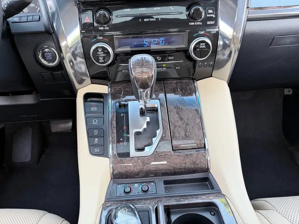 Toyota Alphard 2019 — фото 14