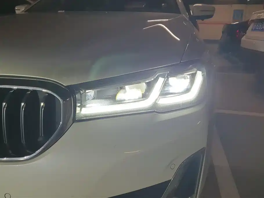 BMW 5 Series 2021