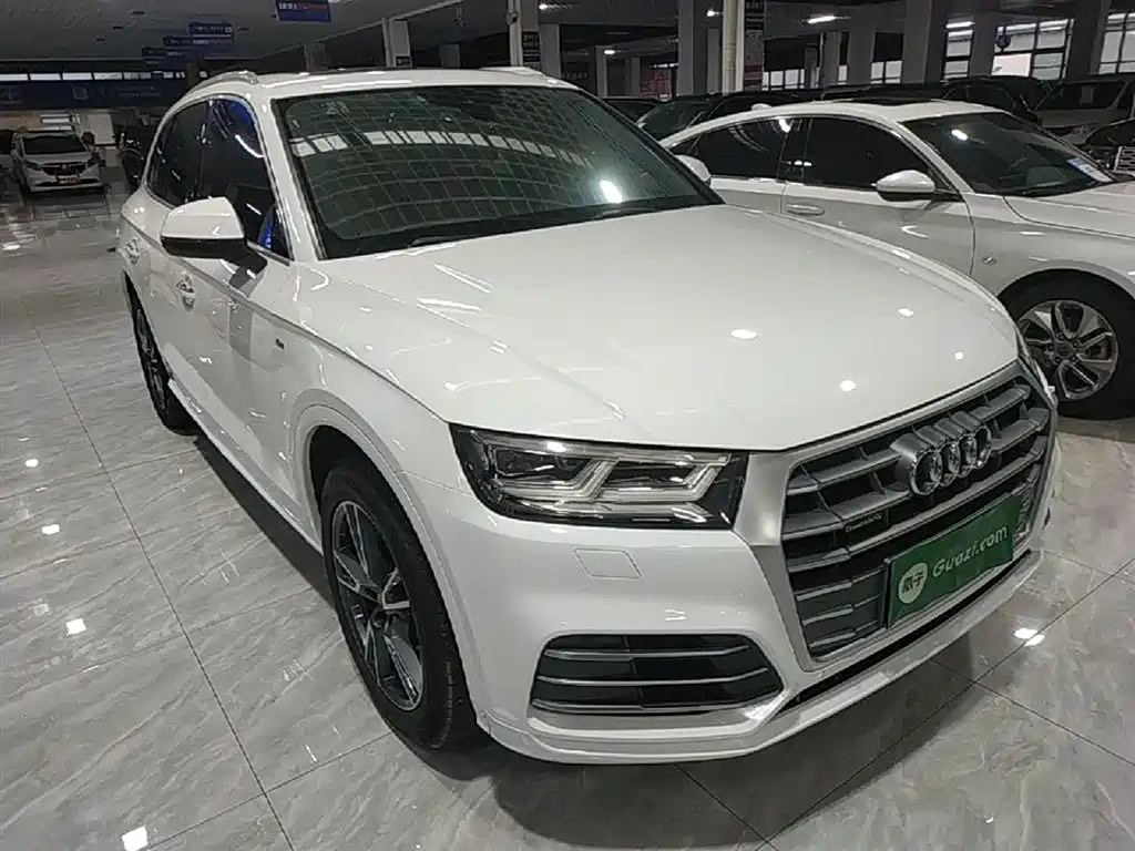 Audi Q5L 2019 — фото 4