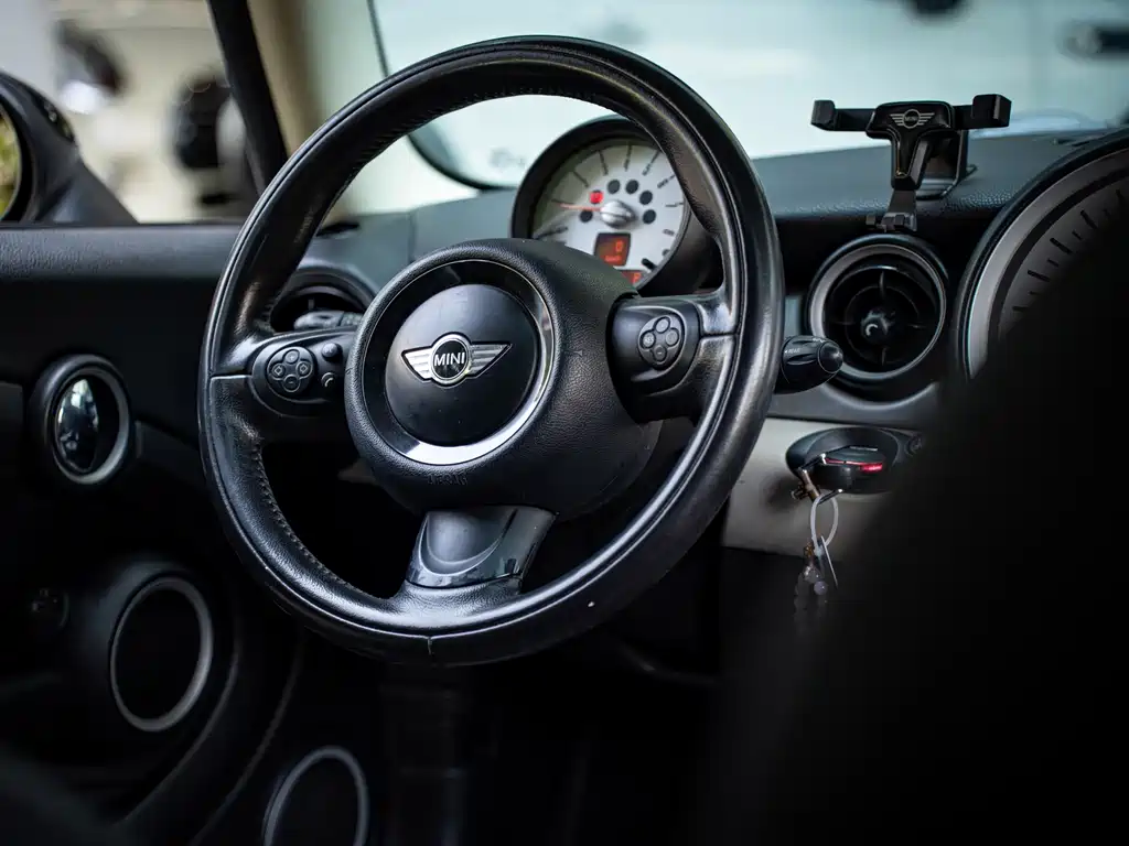 MINI Clubman 2011 — фото 17