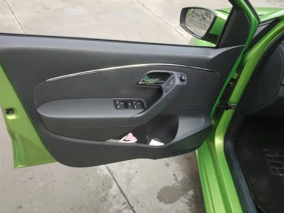 Volkswagen Polo 2015
