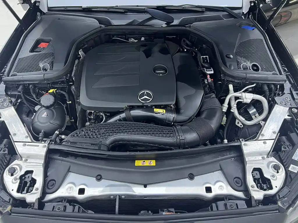Mercedes-Benz E-Class 2021 — фото 11