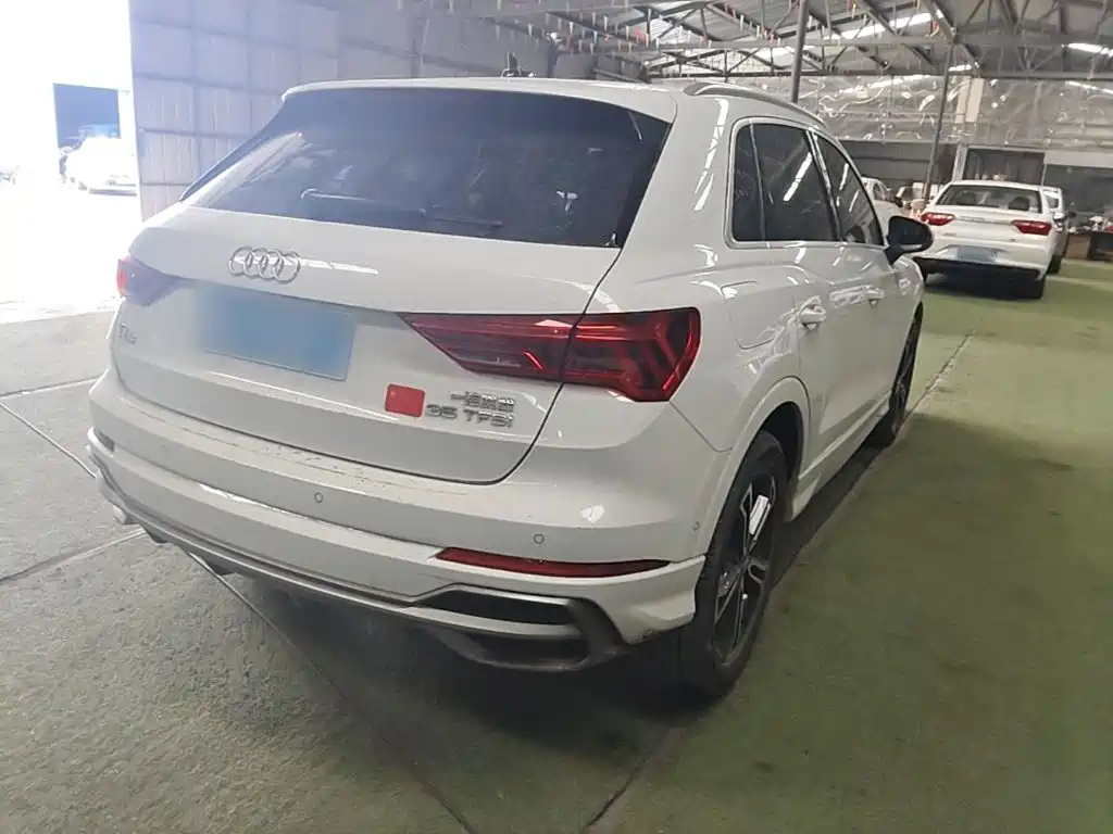 Audi Q3 2021