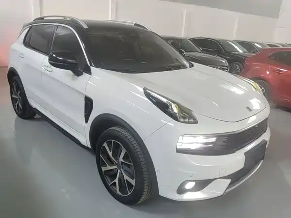 Lynk & Co 01 2018