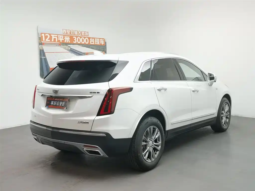 Cadillac XT5 2021 — фото 2