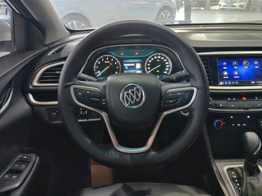 Buick Excelle 2022 — фото 15