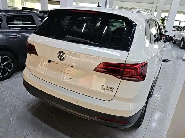 Volkswagen Tharu 2020