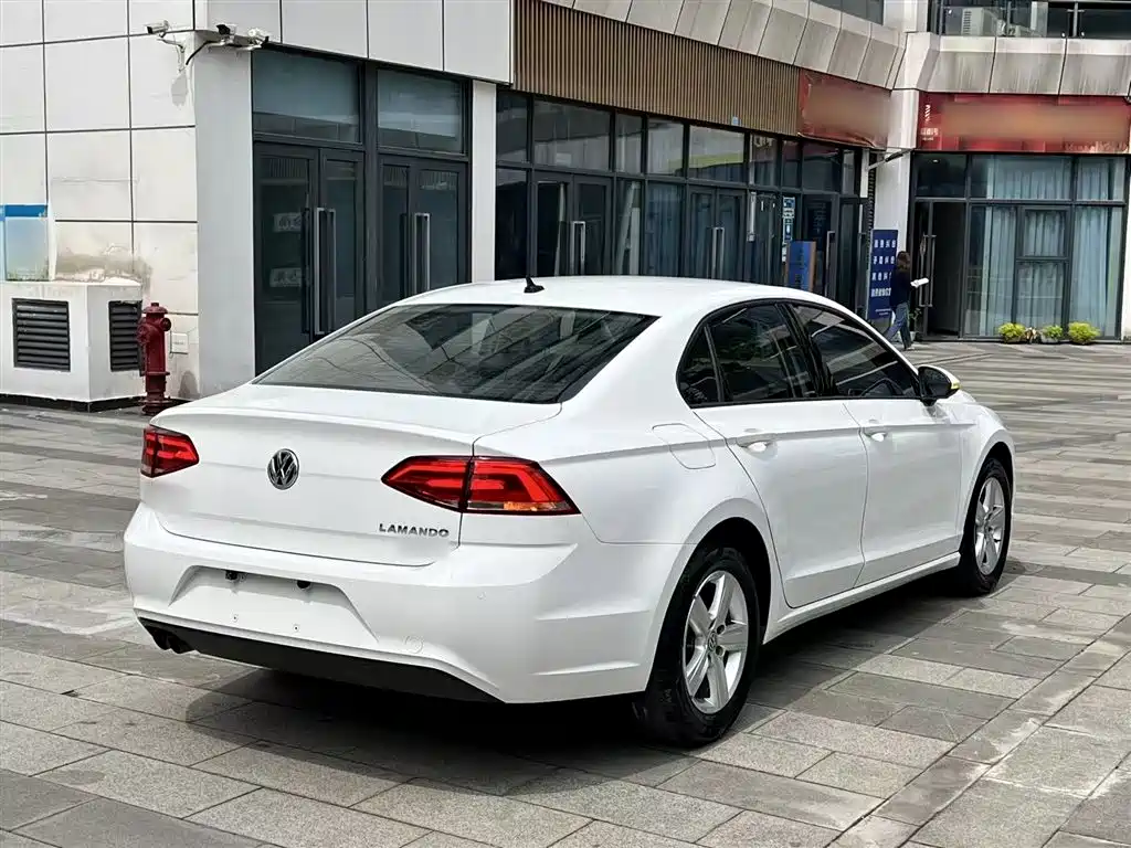 Volkswagen Lamando 2018 — фото 7
