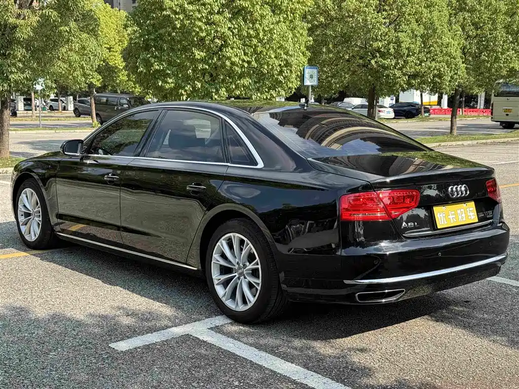 Audi A8 2014
