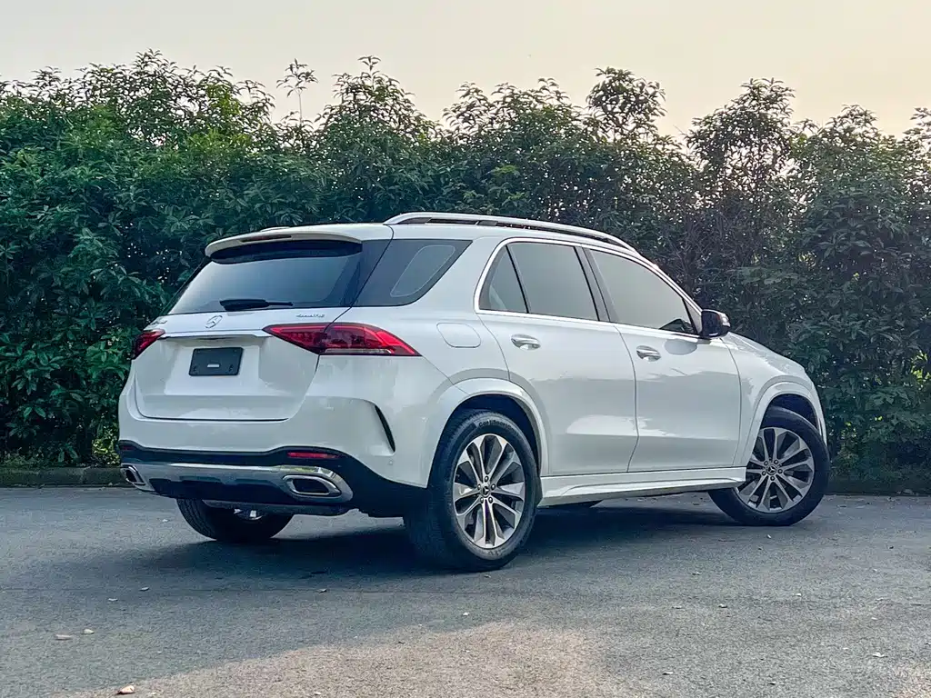 Mercedes-Benz GLE 2023 — фото 4