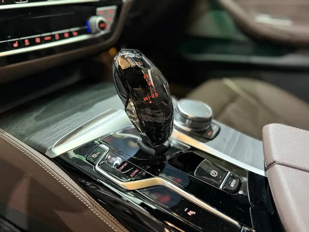 BMW 5 Series 2023