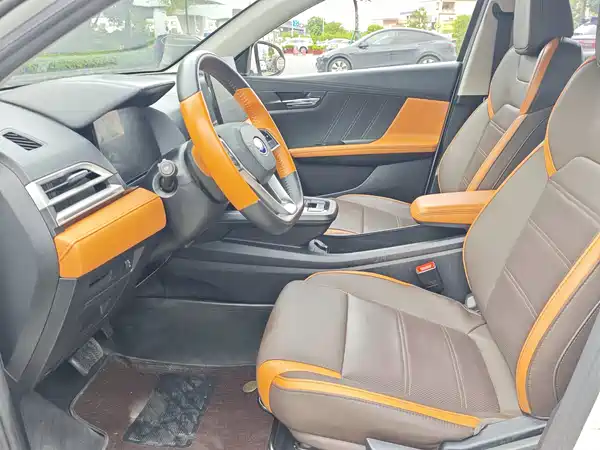 BYD e2 2022