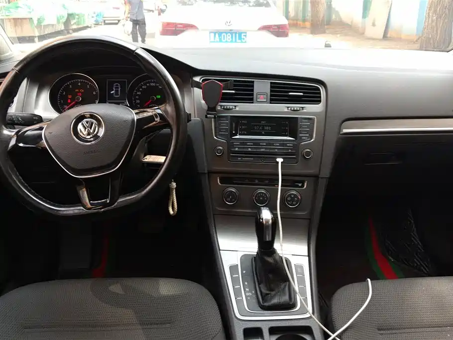 Volkswagen Golf 2015 — фото 12