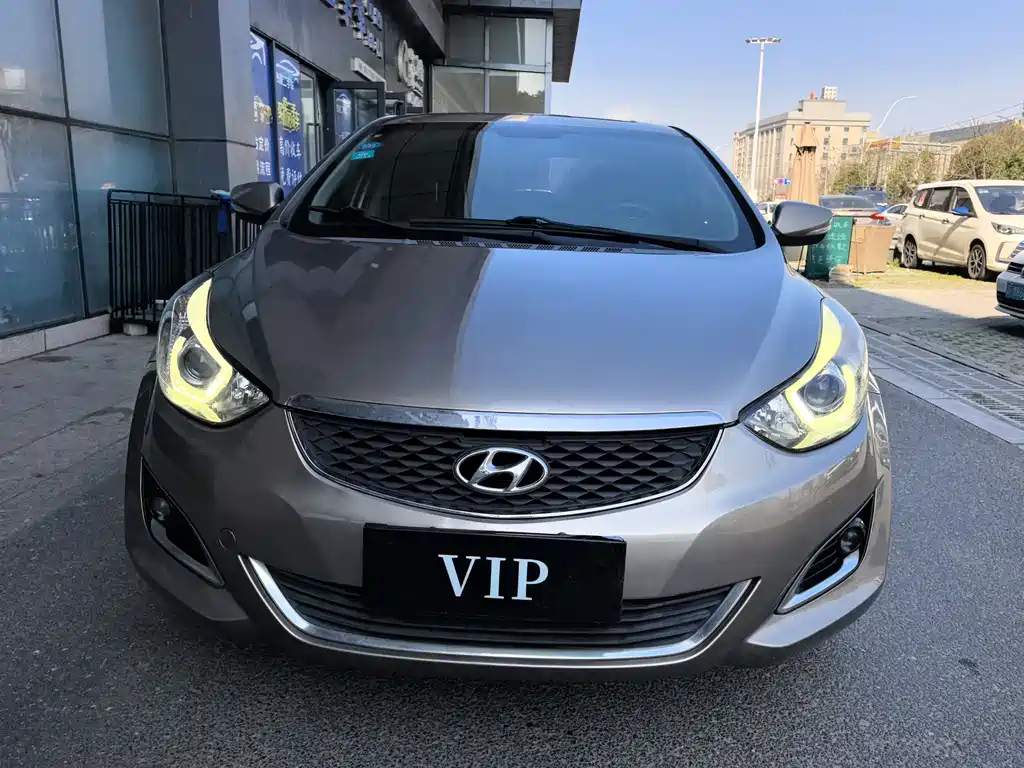 Hyundai Elantra Langdong 2016 — фото 17