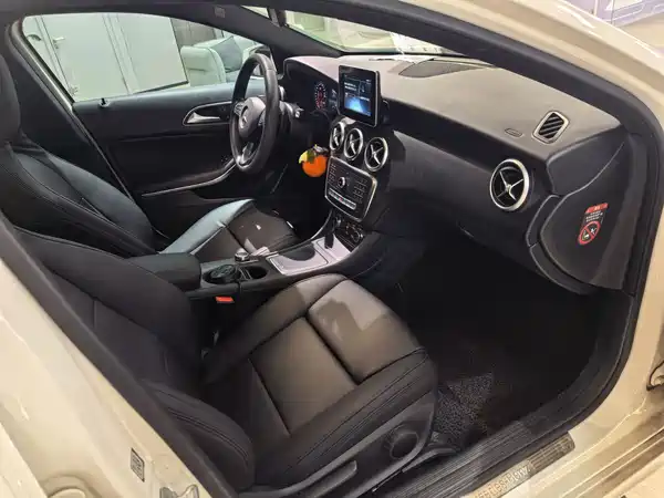 Mercedes-Benz A-Class 2016
