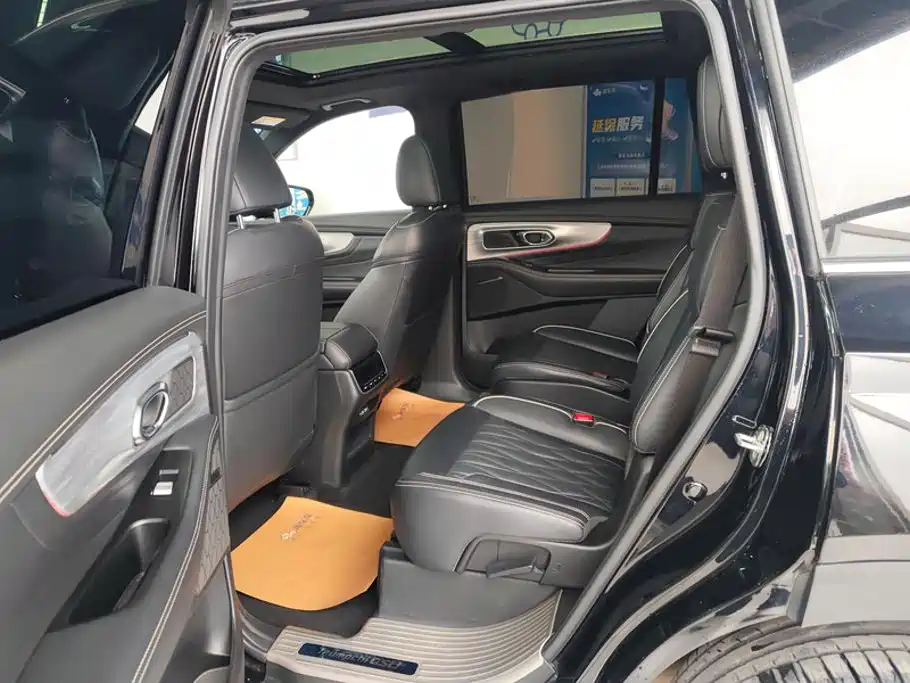 GAC Trumpchi GS8 2022 — фото 11