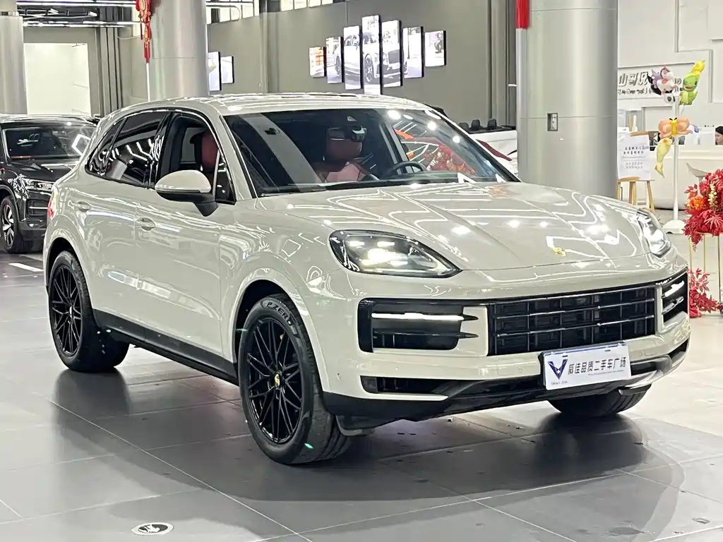 Porsche Cayenne 2024 — фото 3