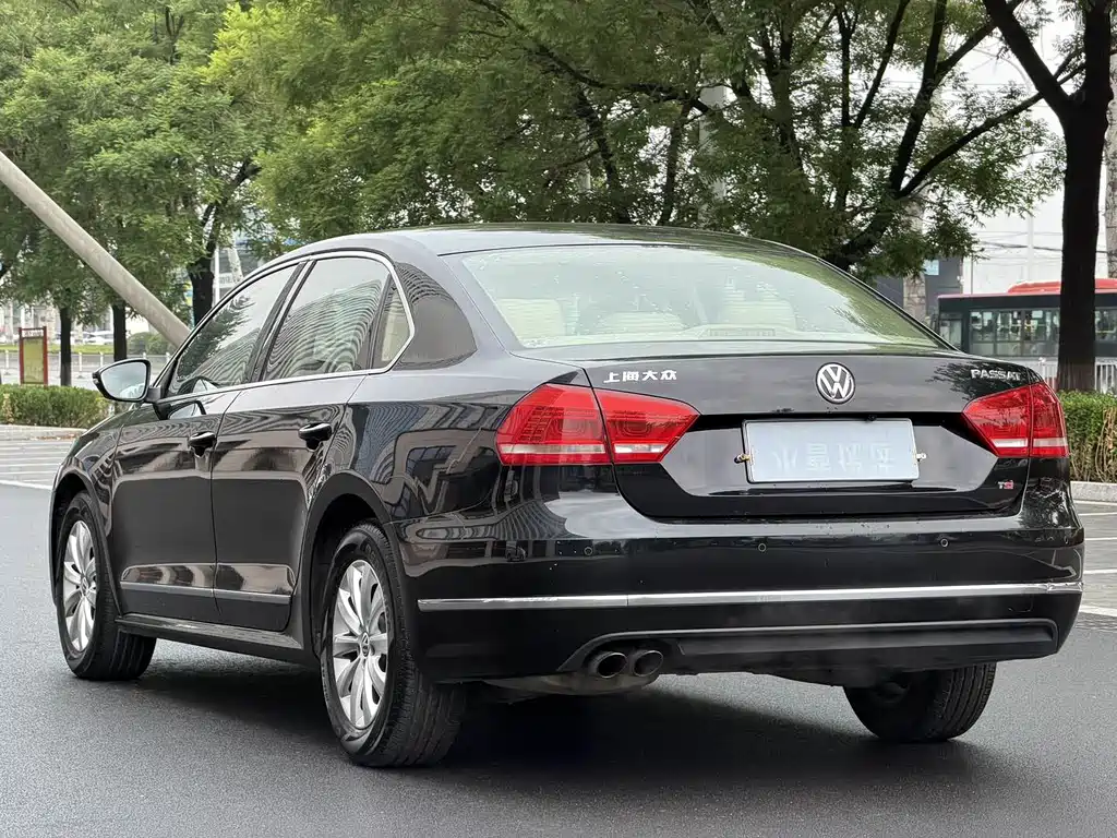 Volkswagen Passat 2012